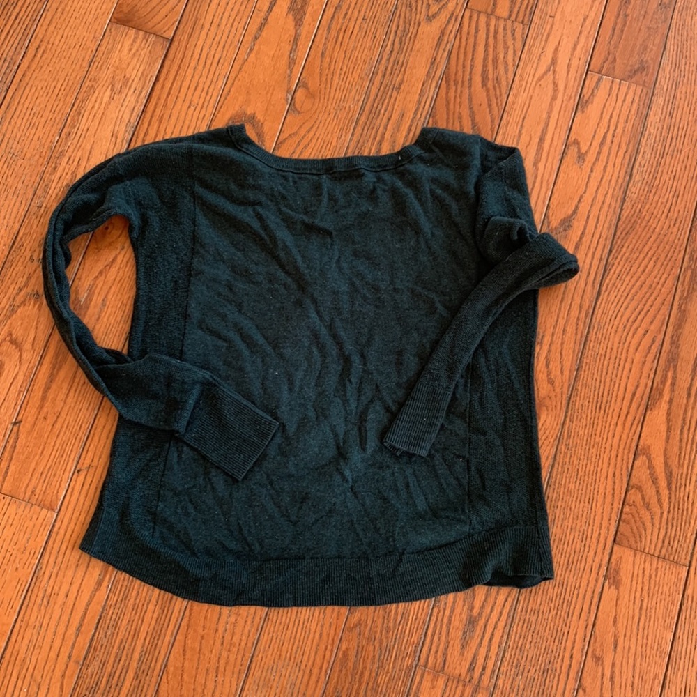 American Eagle Sweater - Picture 3 of 3